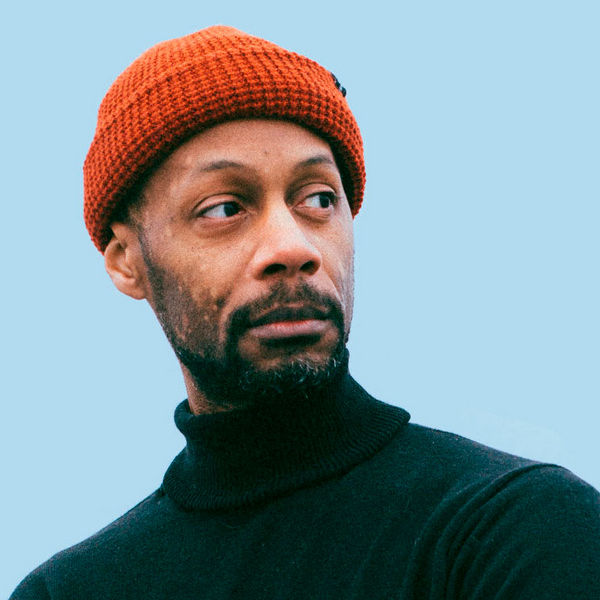 SugarMommy.uk team and community